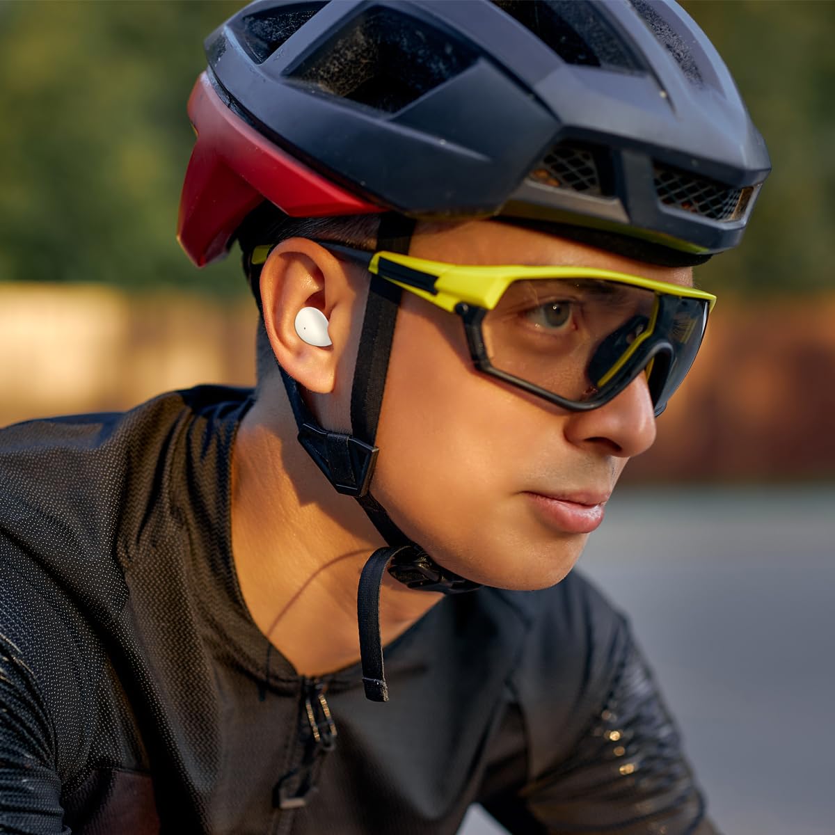 Małe bezprzewodowe słuchawki douszne, małe, półdouszne, niewidoczne słuchawki Bluetooth, ultracienkie, do spania na boku i jazdy na rowerze, przyjazne dla kasku, ultralekkie, niskociśnieniowe