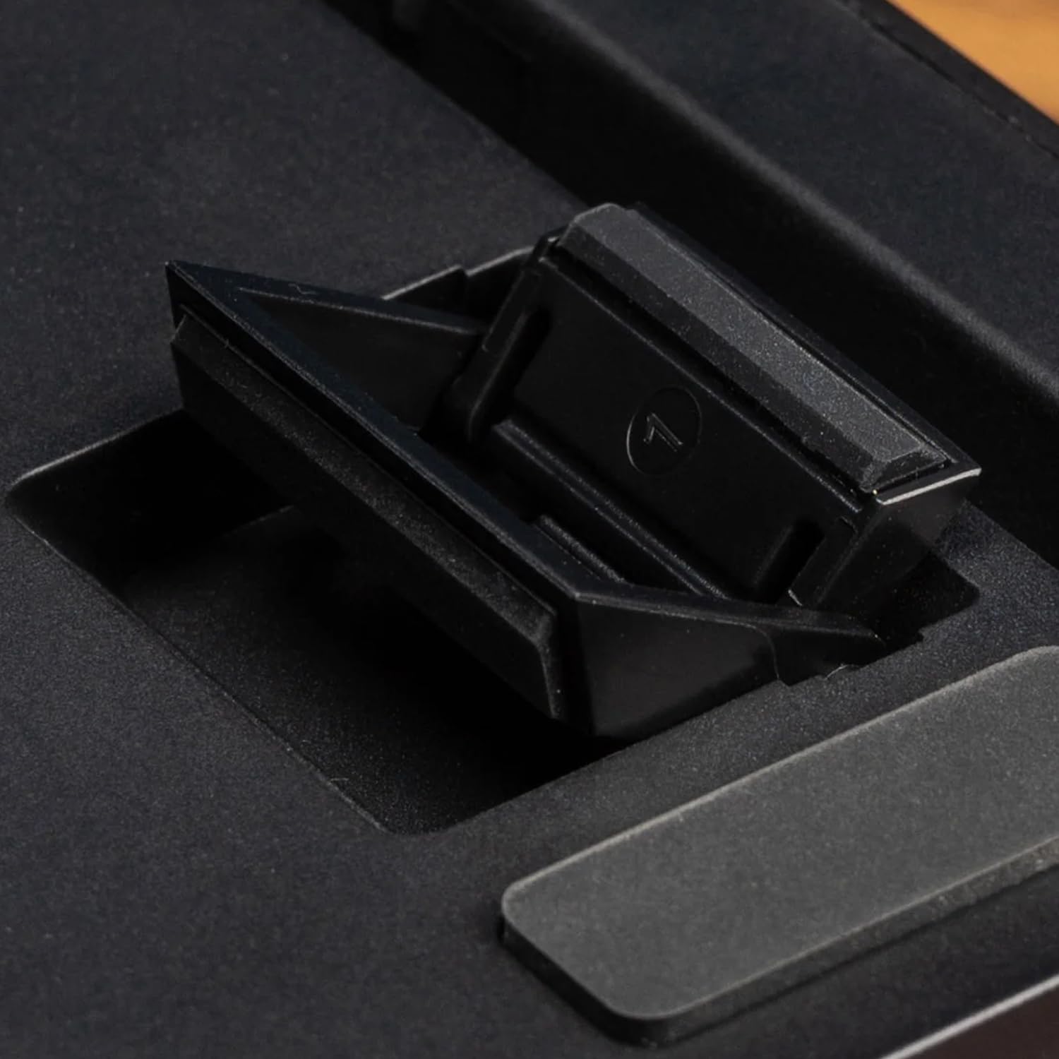Keychron C3 Pro QMK/Via Clavier Mécanique Filaire, TKL 87 Touches Clavier de Jeu Commutateur Mécanique Rouge pour Mac/Windows/Linux (FR-Layout)