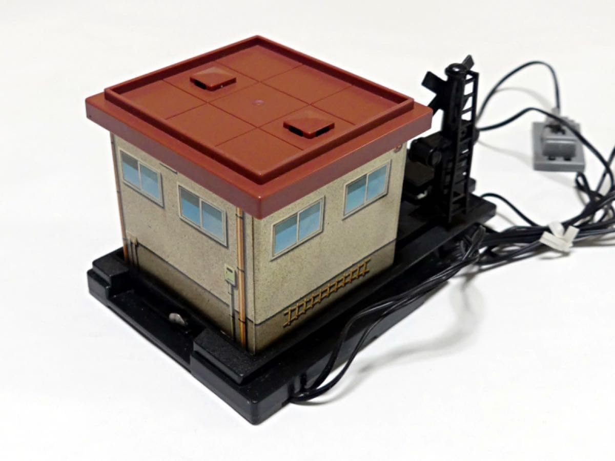 トミー スーパーレール スーパー踏切 希少✨】トミー（TOMY） スーパーレール スーパー踏切 - メルカリ