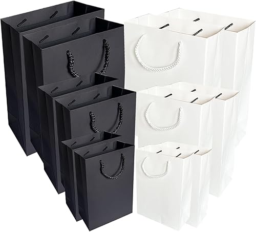 AMROSE Paquete de 12 bolsas de regalo surtidas con papel de seda, tres tamaños, bolsas de regalo de papel reciclable a granel para cumpleaños,