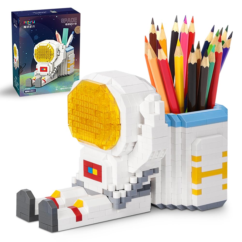 Astronaut Building Pen Holder Space Astronaut Mini Building Set Hugging Cosmonaut Micro Blocks with LED Lighting Desktop Stationery Organizer Desk Supplies Holder