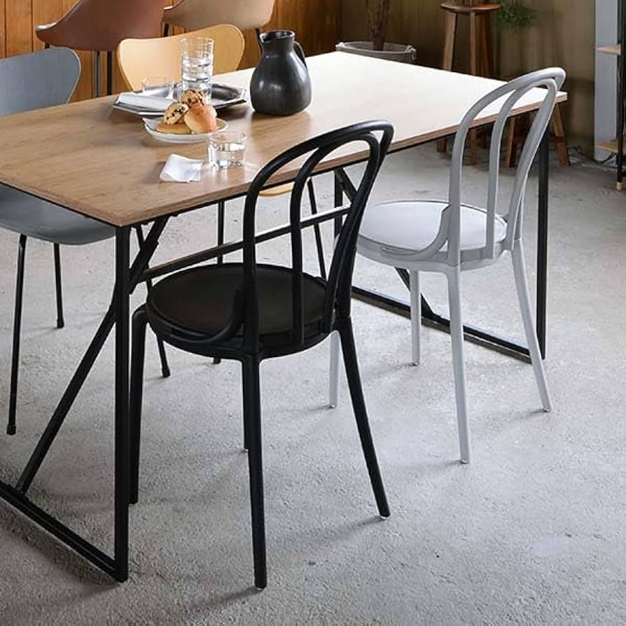 カリメル③ THONET 黒 樹脂&ウッド製椅子　一脚 THONET チェア 黒 ベントウッドチェア/トーネット/NO.18/ブラック