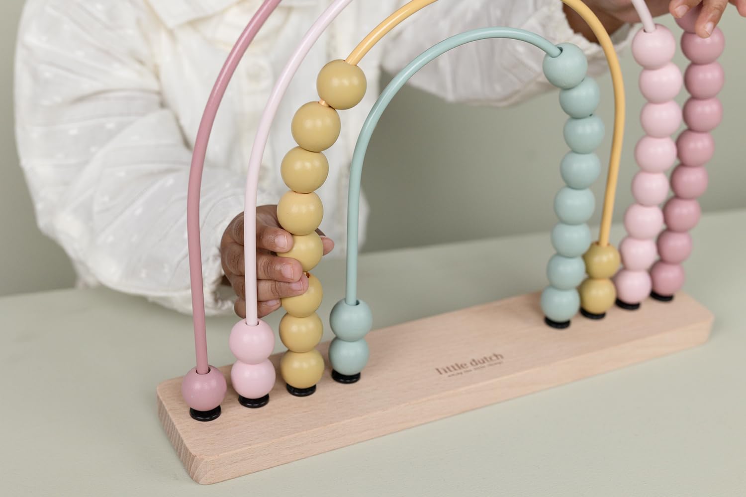 Little Dutch Regenbogen-Abakus Zählrahmen aus Holz für Kleinkinder Kinder rosa - Fairy Garden