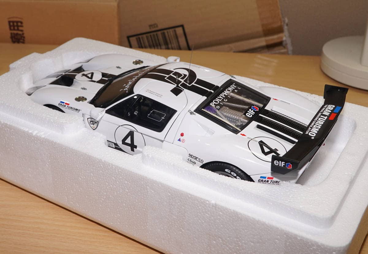 Amazon | 1/18 オートアート グランツーリスモ GRAN TURISMO