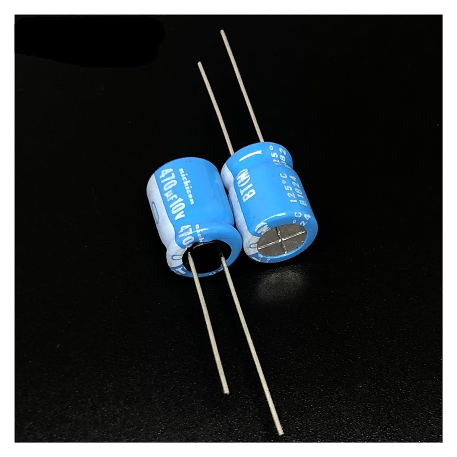 Condensateur 10V 470uF BT en aluminium haute fiabilité de 10x12.5mm pour circuit - Lot de 10pcs