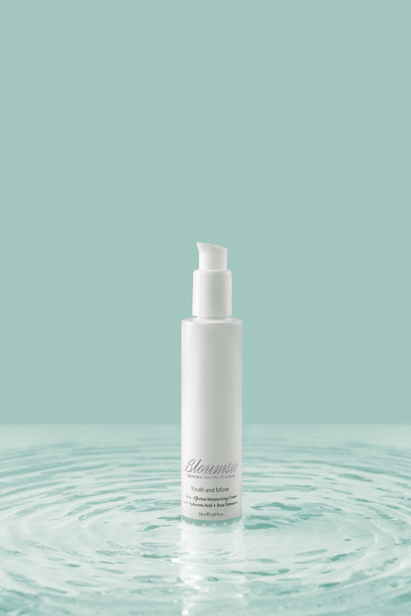 BLOUMSIE Youth And More Yaşlanma Karşıtı Ultra Nemlendirici Isparta Gülü ve Hyaluronic Acid İçeren Yüz Kremi 50 ml