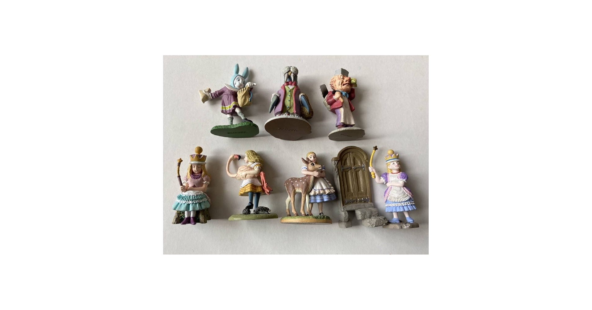 不思議の国のアリス　フィギュアセット　ミニチュア　海洋堂　大量　イースターエッグ Amazon | 人形の国のアリス ☆ 海洋堂 フィギュア 7種 クイーン