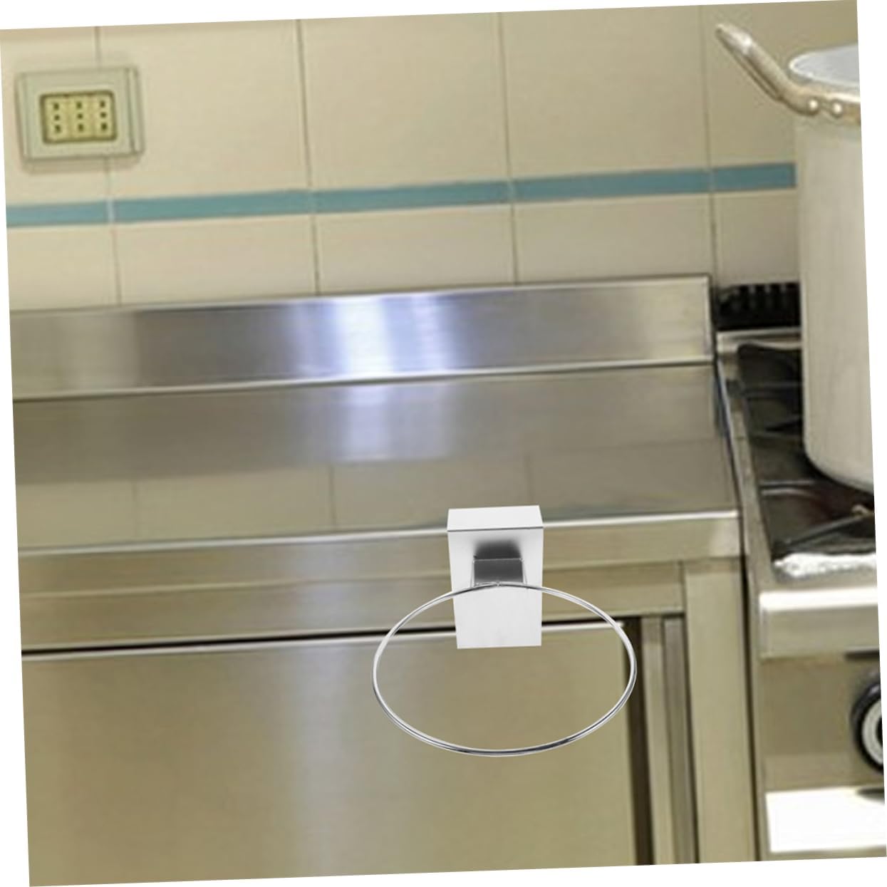 Cabilock Basketball Rack Square Base Wall Mounted Kitchen Towel Holder Stainless Steel Colander Strainer for Cooking for Restaurants and Home Use