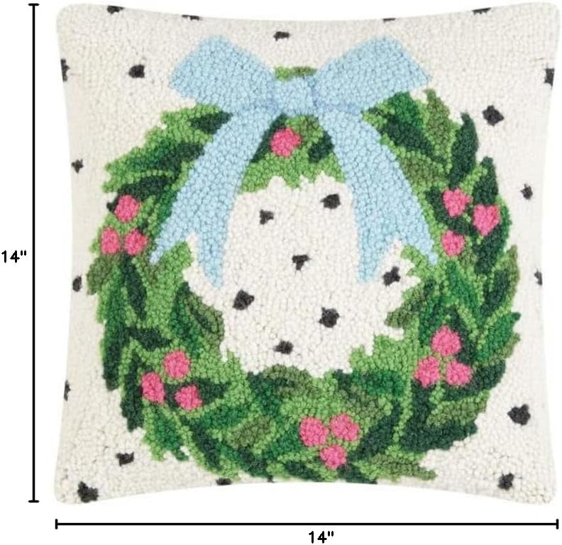 Hooked Wool Wreath Pillow for Holidays by Peking Handicraft