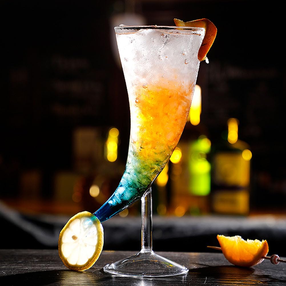 Creative Glass Horn-Shaped Goblet Glasses for Cocktails, Set of 2, Transparent, 9.09 X 3.34 Inches, Ideal for Weddings, Parties, Bars, and Home Use