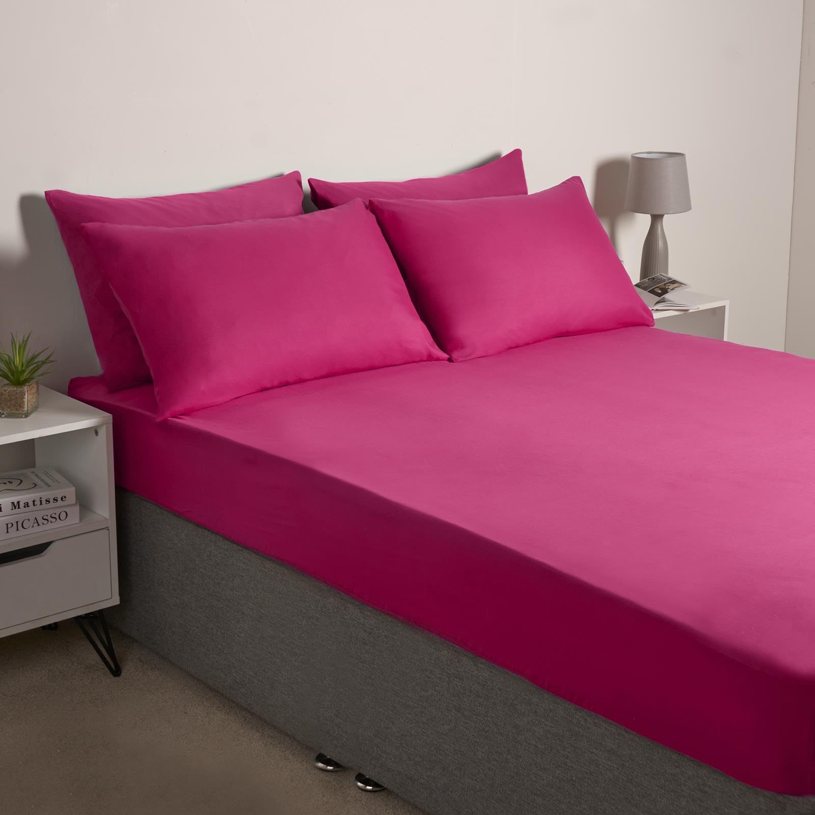 Brentfords Bright Pink Pillow Cases 2 Pack Soft Microfibre Housewife Pillowcases With Envelope Closure Wrinkle & Fade Resistant Standard Size Plain Pillowcases, 48 X 74Cm