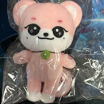 早く断捨離したい為値下げ可能‼️ive イソ　イランイ　minive minini IVE minive イランイ イソ ぬいぐるみ タグ付き 未開封｜Yahoo