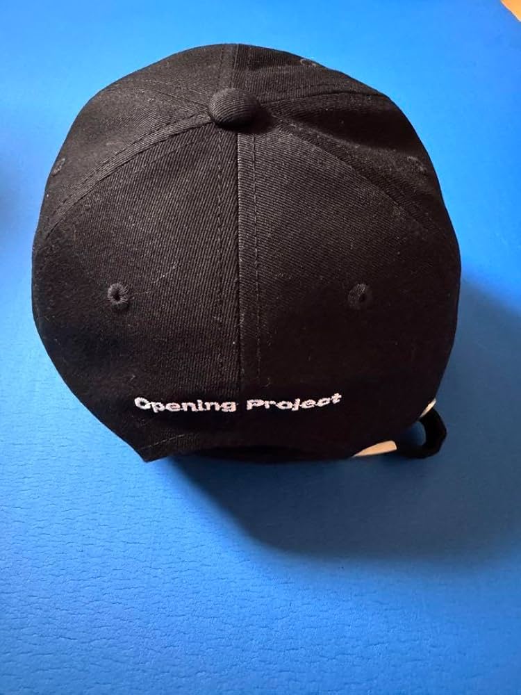 【Opening Project】IVEレイ着用 Ribbon Tie Down Cap 追跡あり Opening Project】IVEレイ着用 Ribbon Tie Down Cap 追跡あり