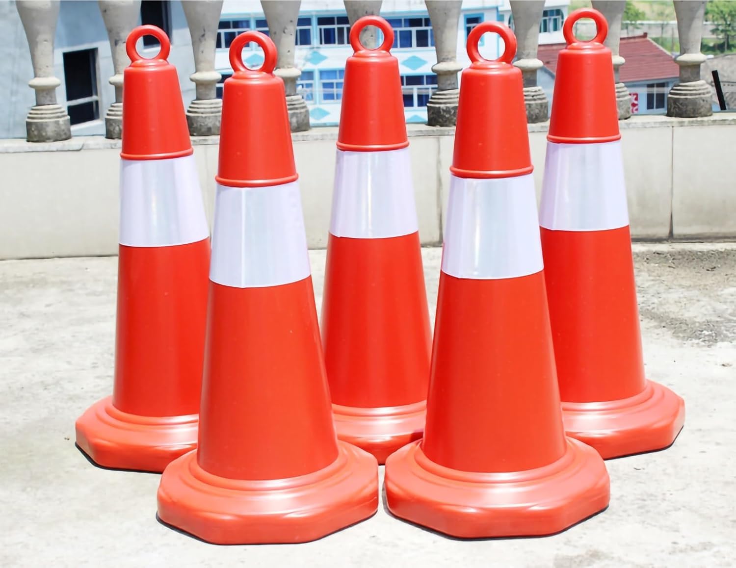 Cône de signalisation routière en Plastique, cône avec poignée et Bandes réfléchissantes