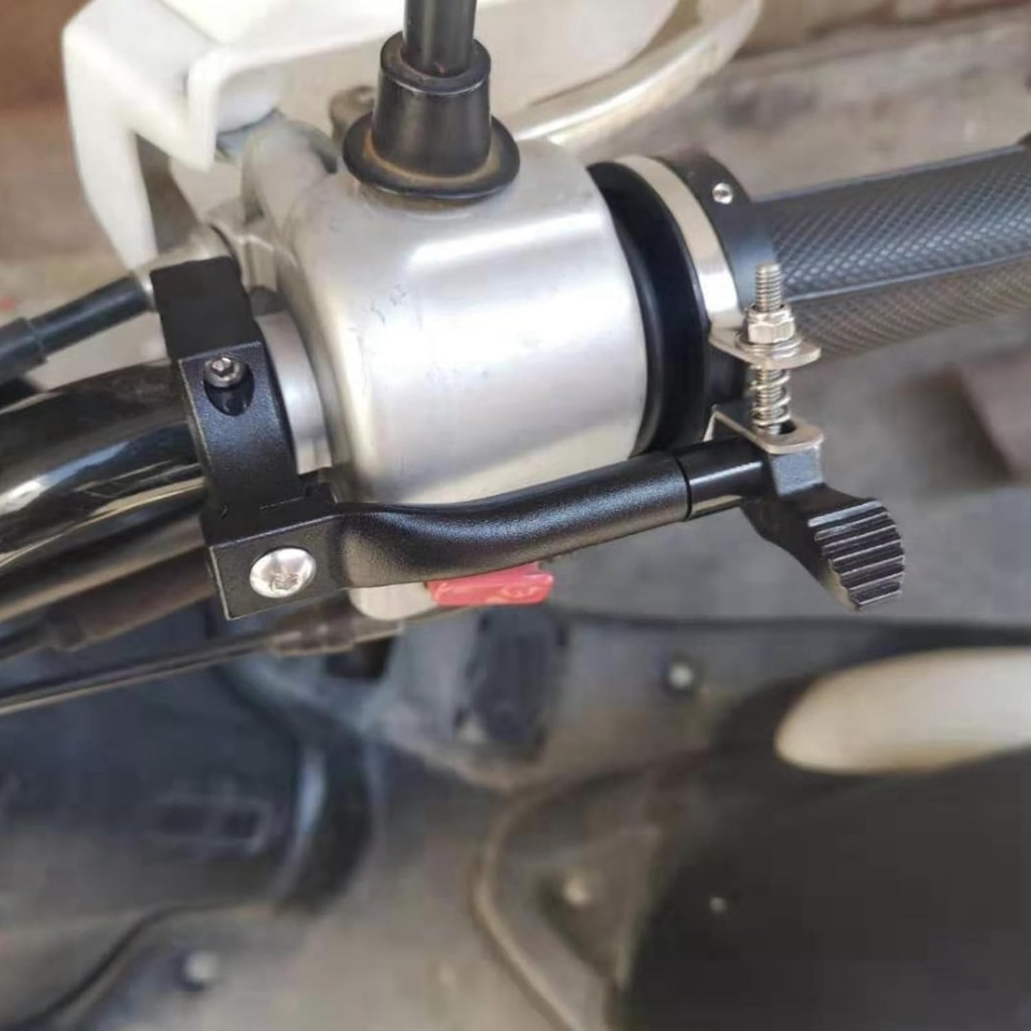 Acouto Motorcycle Throttle Lock for R1200GS R1250GS, Motorcycle Throttle Lock Assist Clip 22mm Handlebar Motorcycle Control Throttle Lock