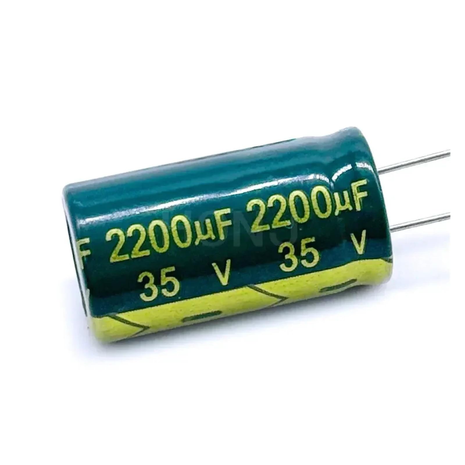 Condensateur électrolytique 35V 2200uF en aluminium pour vos circuits électroniques 13x25mm