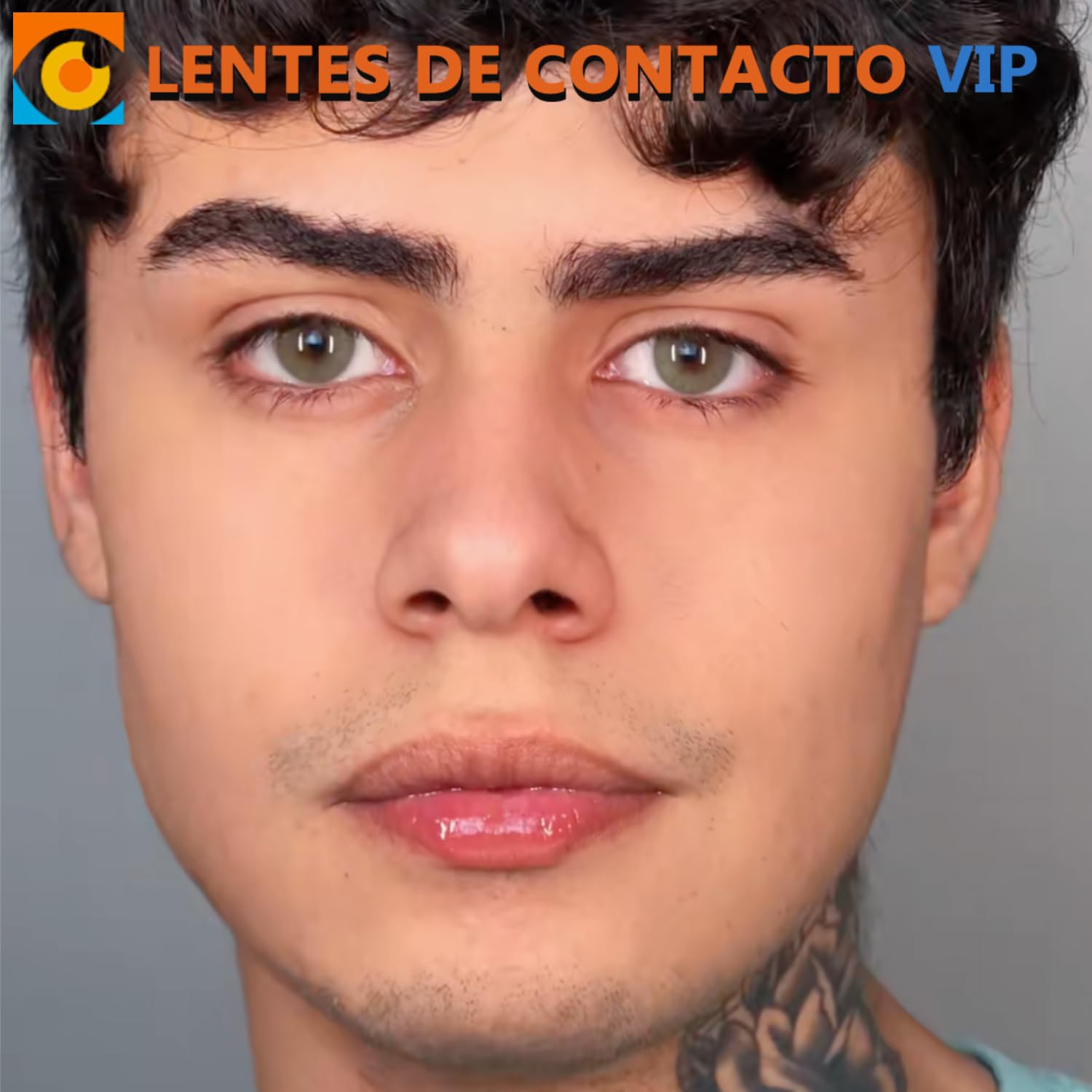 Lentillas de Contacto Color Verde Suave Duración 1 Año + Kit de Accesorios Color Amazona VIP (2 Piezas) Sin Aro de Definición