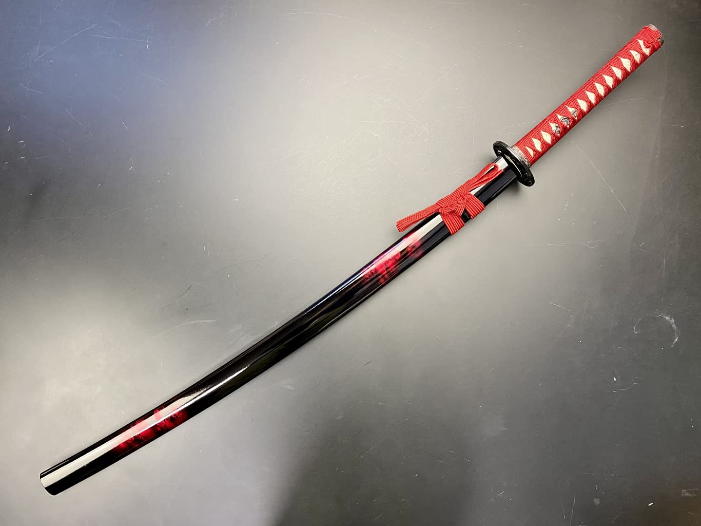 未使用　⚫模造刀　赤 Amazon.co.jp: 模造刀-美術刀剣-関-烈火 (れっか) 大刀 マーブル