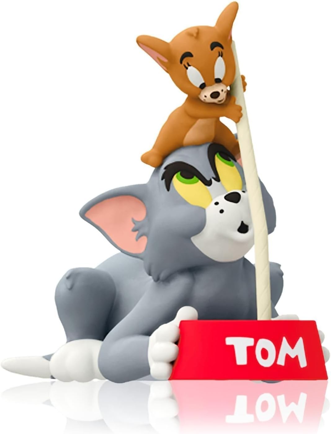 横浜・みなとみらいに「トムとジェリー」誕生85周年を記念したクリスマスツリーが点灯 - 横浜ウォッチャー Hallmark 2014年 トムとジェリー ラストストロー 装飾