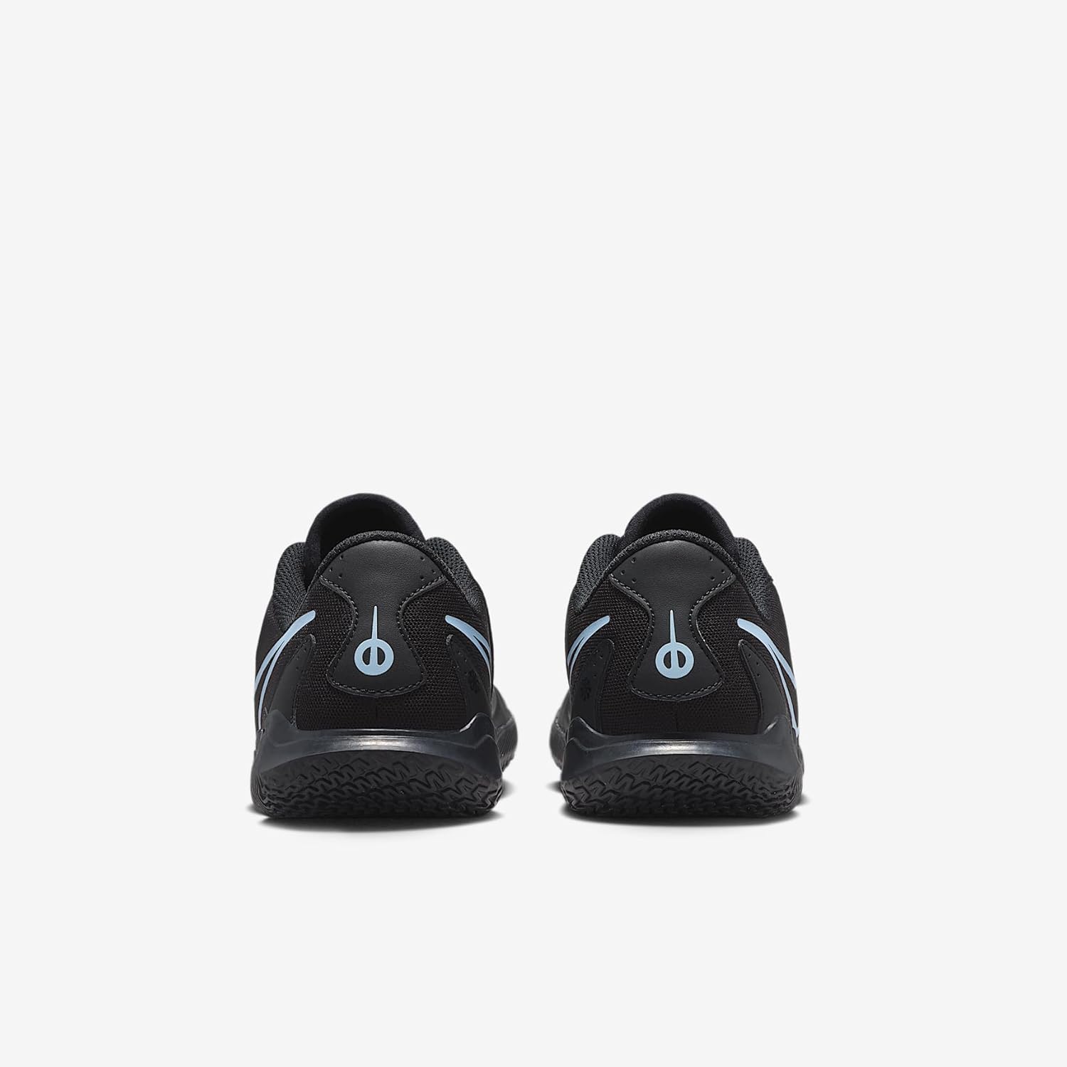 Nike Jr. Tiempo Legend 10 Club Little/Big Kids' Indoor/Court Low-Top Soccer Shoes (Black/Black) Size 5.5