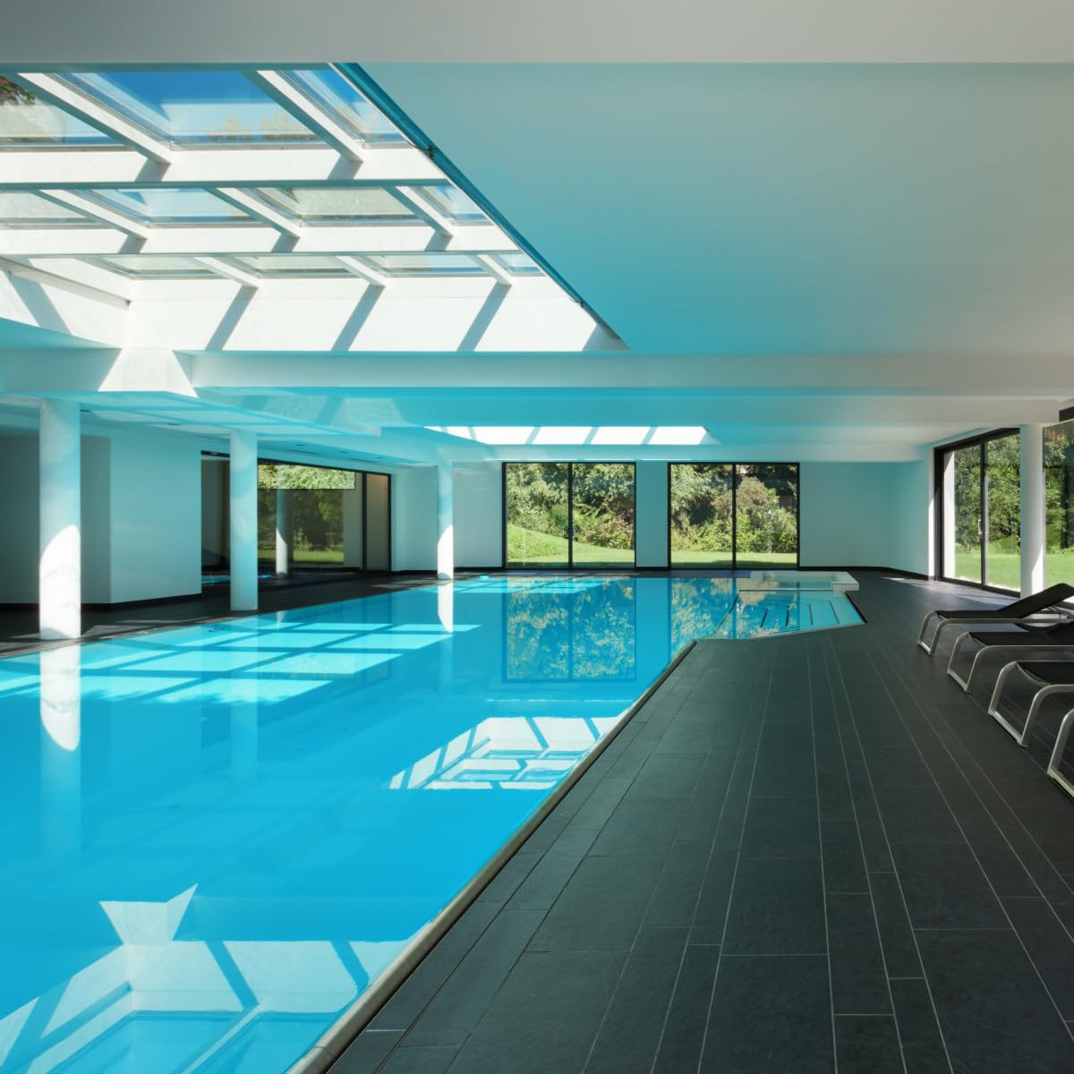 2K Schwimmbadfarbe Schwimmbeckenfarbe MATT Poolfarbe I für Schwimmbad, Pool, Becken, Brunnen I 2,5KG Lichtblau ähnl. RAL5012
