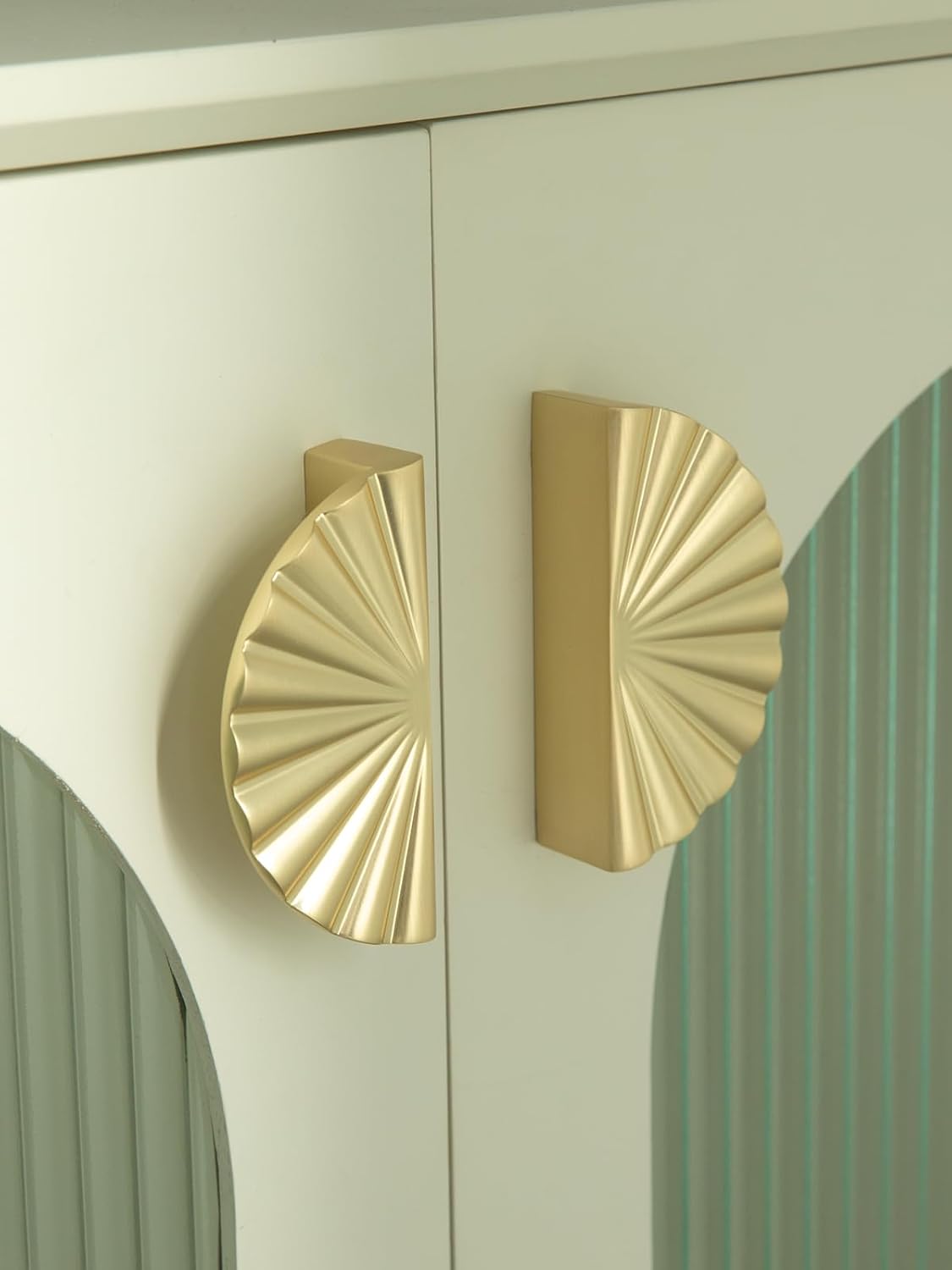 Brushed Gold Cabinet Pulls Cup Flat Vintage Drawer Pulls Zinc Alloy Drawer Handles Stylish Design Kitchen Cupboard Bathroom Dresser Cabinet Hardware (5, Brushed Gold, 2.52"(64mm) Hole Center)