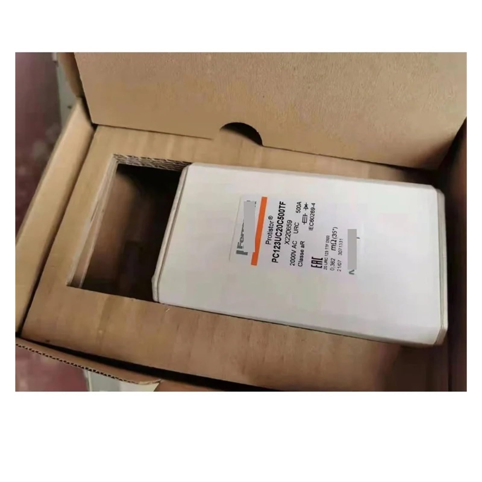 Fusibile 500A 2000V PC123UC20C500TF X220659 20URC123TTF0500 Fusibile Termico in Ceramica