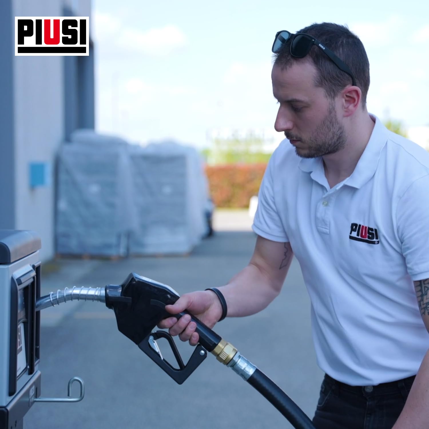 Piusi Kraftstoffdüse für Diesel, Benzin mit automatischer Abschaltung für Durchflussraten bis zu 90 L/Min, Geeignet für Maschinen-Einlassdüse von 29 mm, 1" BSP-Weiblicher Anschluss | A80 F00604030