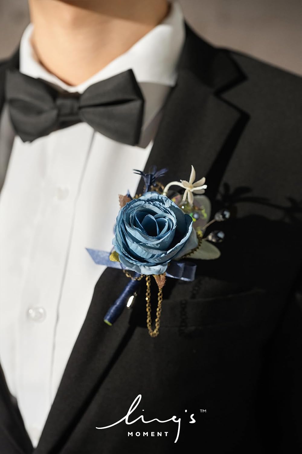 Condition photo showing New/Like New for ling's moment boutonniere for men, 6pcs groom groomsmen boutonniere, artificial flowers for wedding decor/prom/homecoming, etc.navy blue & pink blu-navy blue & pink