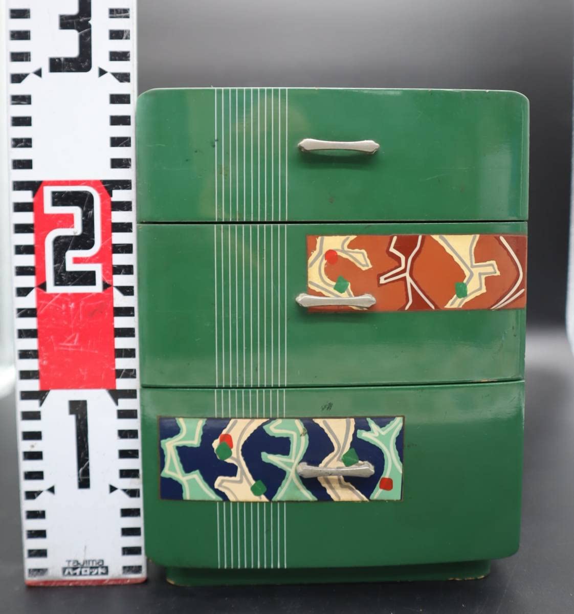 昭和レトロ レトロポップ 3段 小引き出し 小物入れ グリーン 当時物 古道具 Amazon.co.jp: 昭和レトロ古民家小道具｜3段引き出し引出し小物入れ