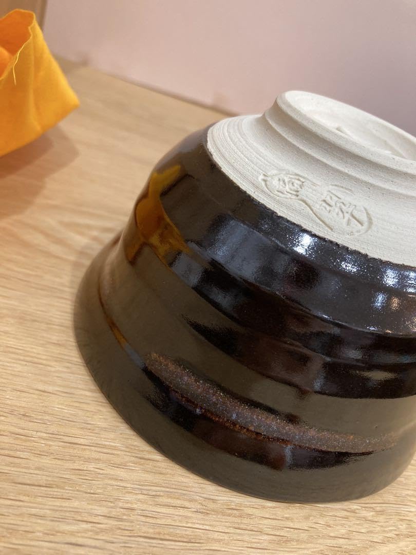 Amazon.co.jp: 本願寺 銘 滴翠 茶道具 黒釉の茶碗 木箱付き : ホーム