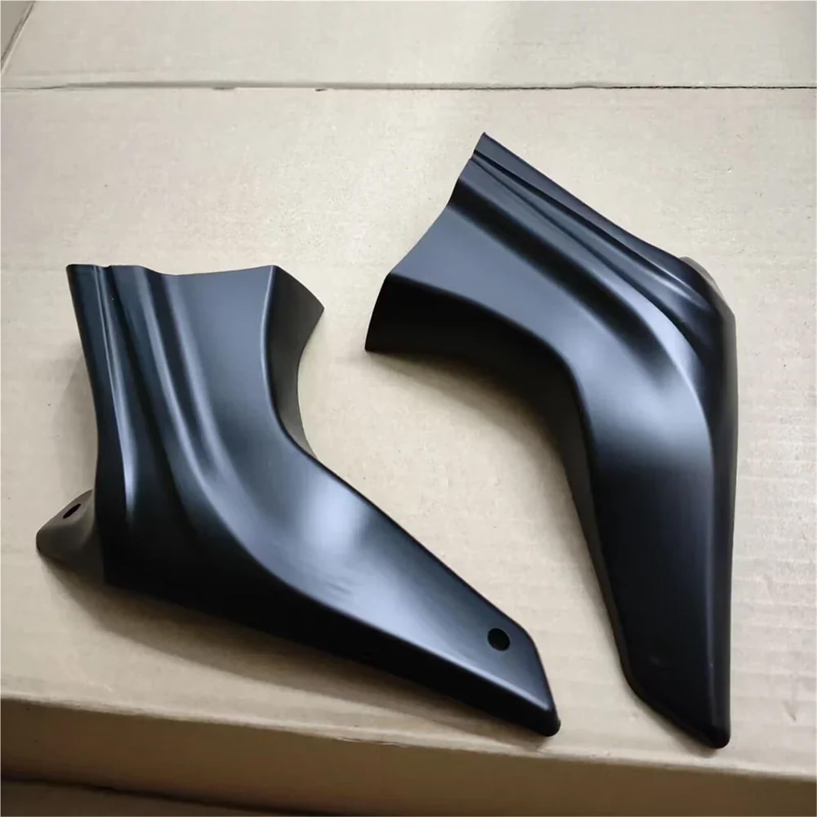 Refrigeración de Pinza de Freno Protector de Rueda Delantera para radiador de Pinza Yamaha YZF-R1 RN65 YZFR1 SP YZFR1M YZF R1M Refrigeración de la Pinza de Freno(Glossy Black)