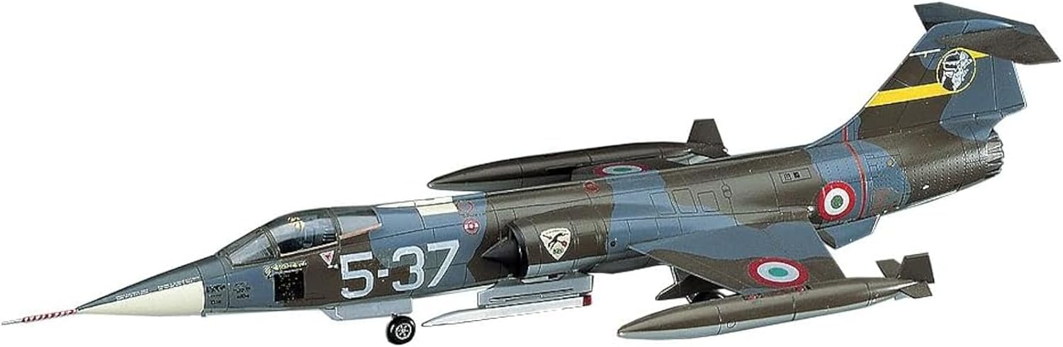Hasegawa 1:72 Scale F-104S/F-104G Model Kit
