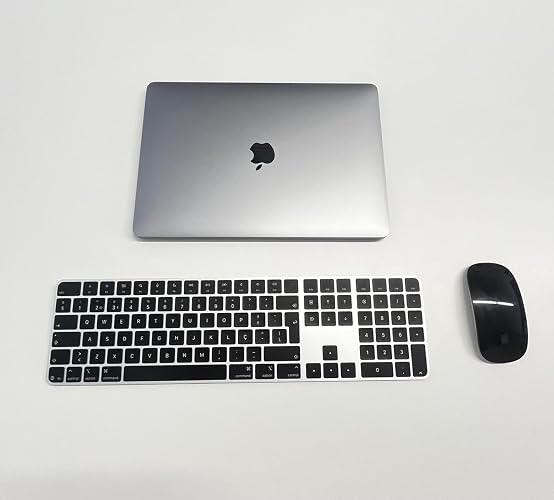 Apple Magic Keyboard con Touch ID y Teclado numérico para Modelos