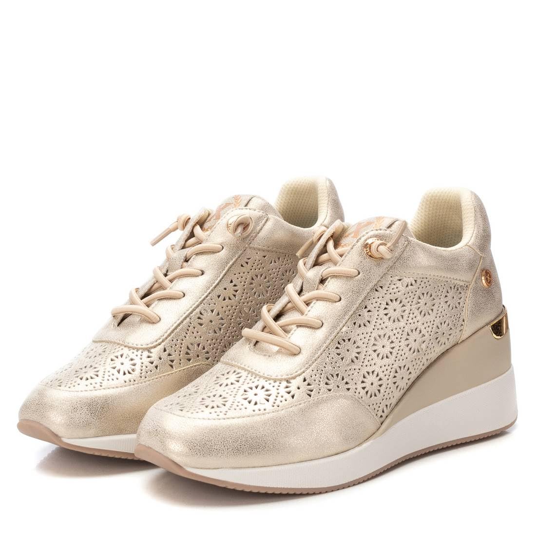 XTI - Zapatilla Mujer - Calzado Cómodo y Versátil - Moda Casual