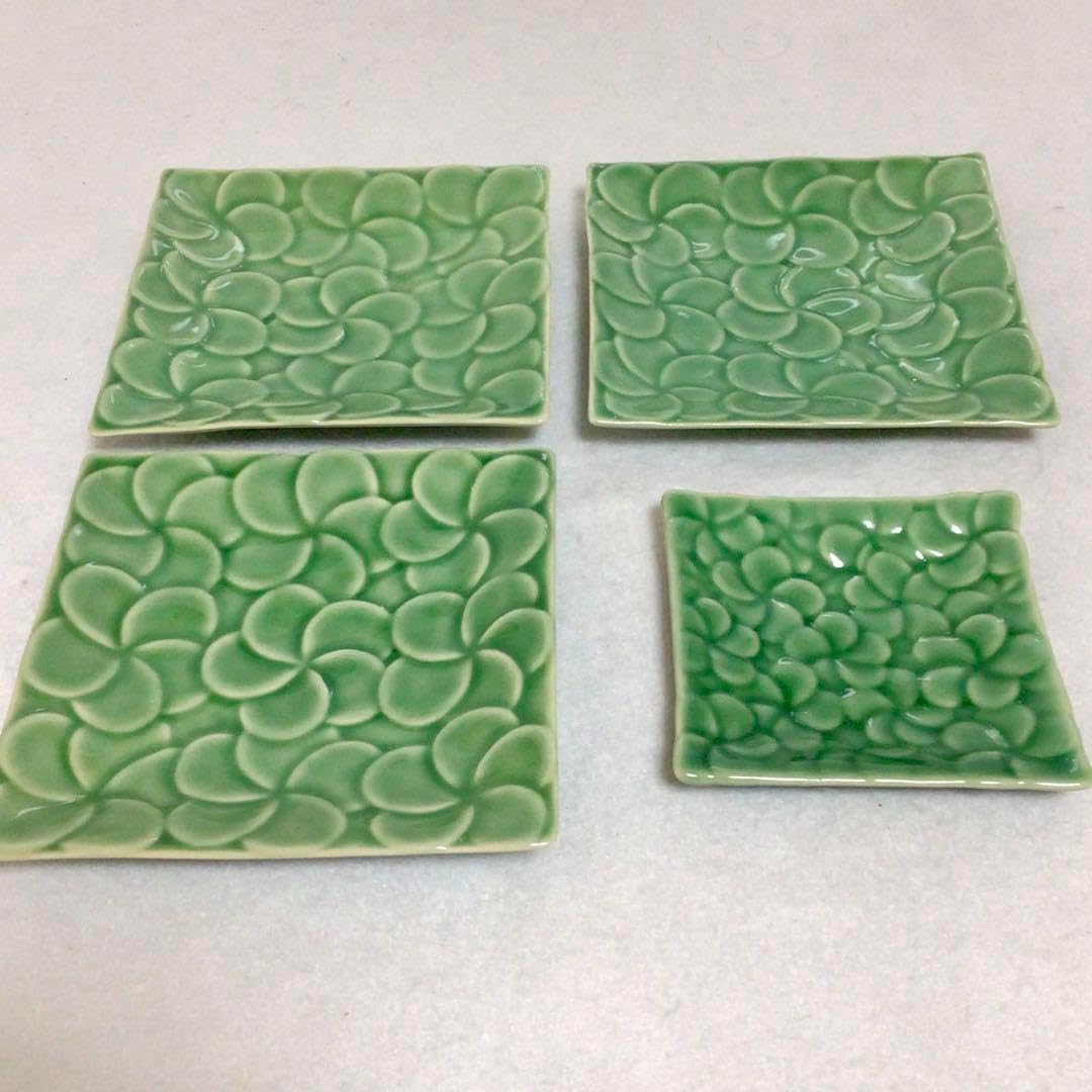 JENGGALA 食器 丸型 フランジパニ 2枚セット グリーン