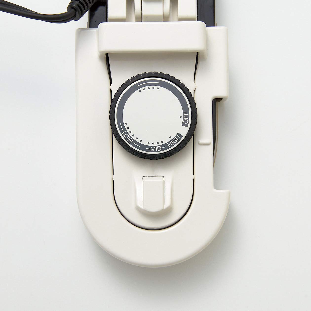 Amazon | 無印良品 トラベル用アイロン 型番:TPA-MJ211 38668855