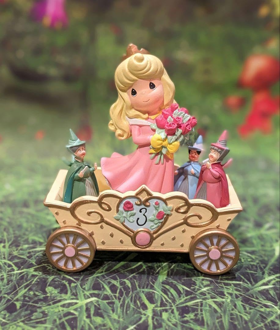 ディズニー ショーケース プレシャスモーメンツ バースデーパレード オーロラ姫 Amazon.co.jp: ショーケース プレシャスモーメンツ バースデー