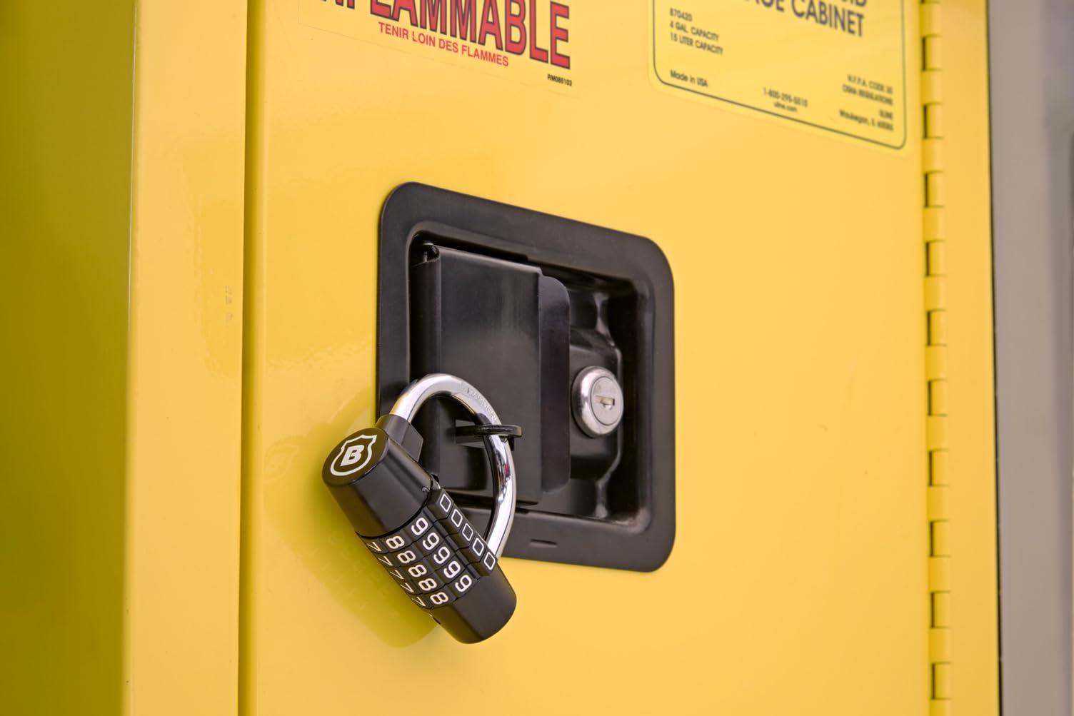 Brinks Candado de combinación reajustable con barra en U pequeña de 2-7/8 pulgadas
