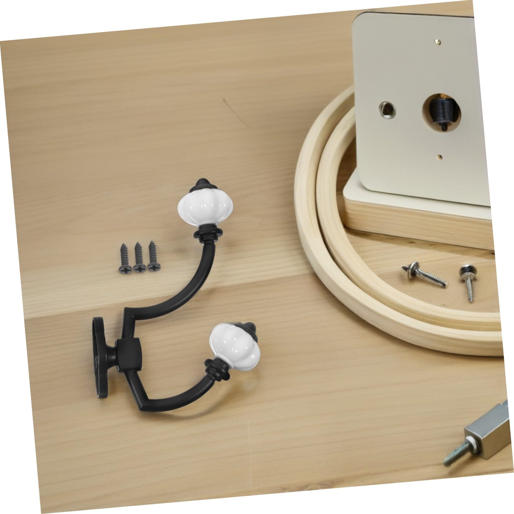Homoyoyo 5 Piezas Ganchos Vintage de Aleación de Zinc para Pared Doble Gancho Resistente para y Toallas Estilo Retro para Baño Dormitorio y Entrada