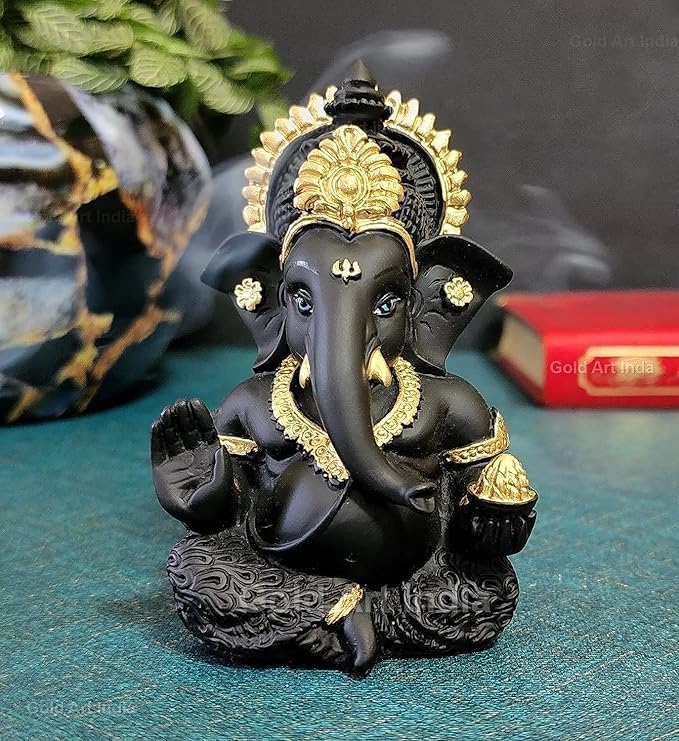Gold Art India Terracotta Black Ganesh Idol for Car Dashboard Small Ganesha Murti Ganpati Idol for Home Decor Puja Lord Ganesh Statue Gift for Office Desk Puja Room Figurine 3.5 X 2 Inches, Idol