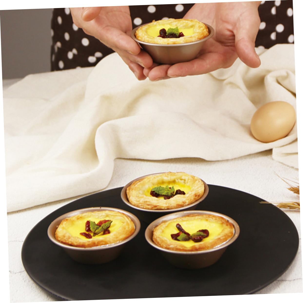 BESTonZON 12piezas Moldes De Tartas Redondas De Acero Carbono Moldes Para Hornear Mini Tartas y Puddings Fácil Desmoldeo y Limpieza y Muffins