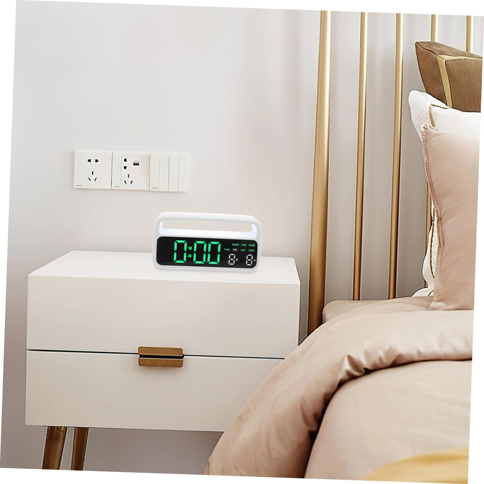 Toyvian Orologio Digitale da Tavolo con Display Grande, Bianco | Plastica, Alimentazione a Batterie Aaa 3x, Luce Ambientale con Doppia Luminosità