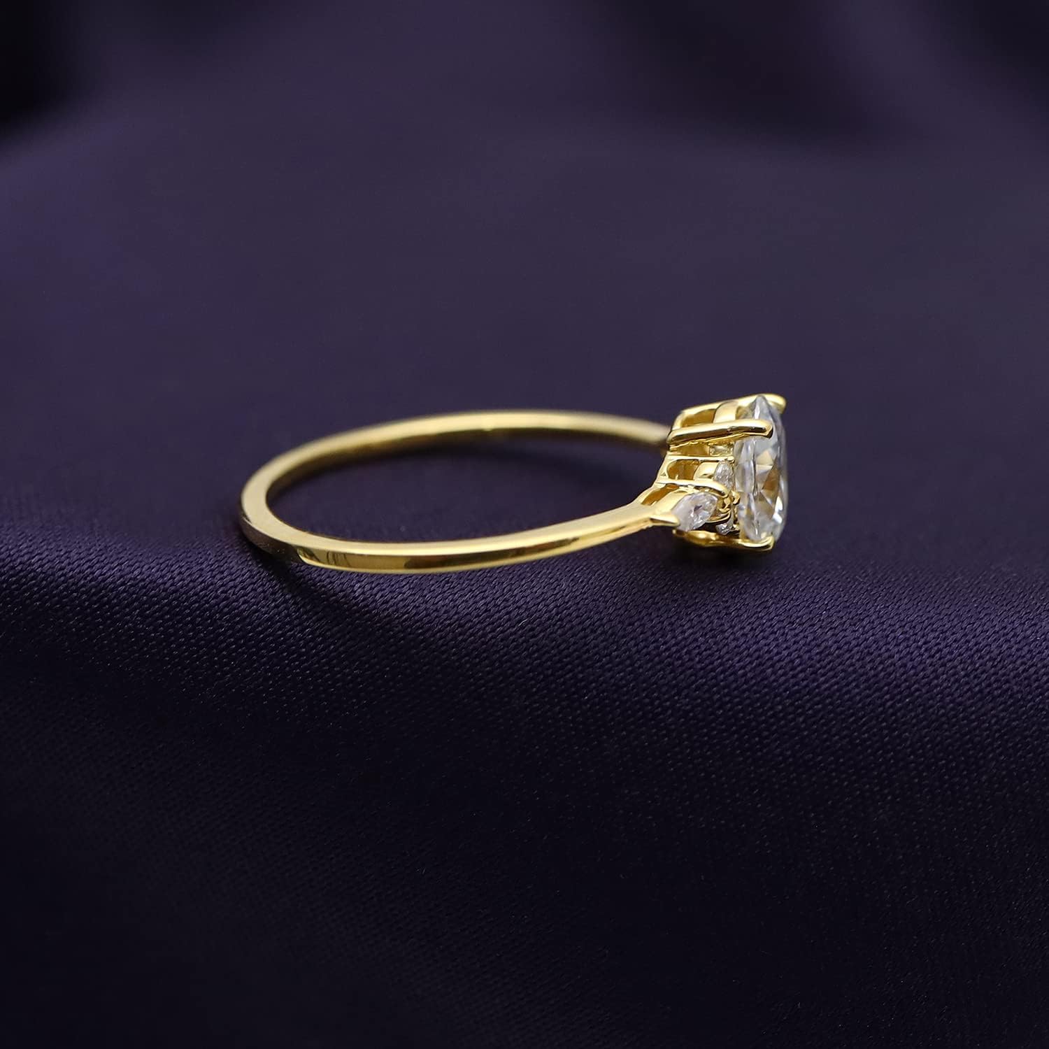 SAVEARTH DIAMONDS 9/10 CT Center 7X5MM, Lab Created Moissanite Diamond & Lab Grown Diamond Solitaire Engagement Ring In 14K Gold Over Sterling Silver(0.90 Cttw)