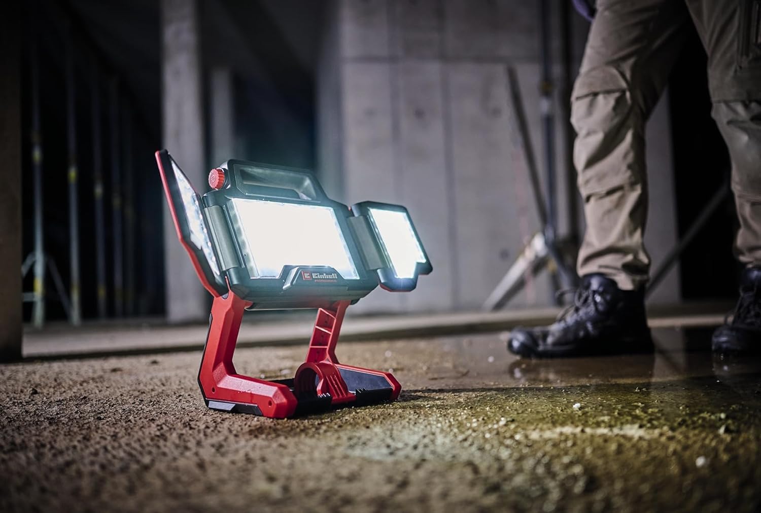 Einhell Lampa akumulatorowa TP-CL 18/3000 Li-Solo Power X-Change (18 V, 3000 lm, obrotowa głowica świetlna, składane panele świetlne, 60 diod LED, regulacja jasności, bez baterii)
