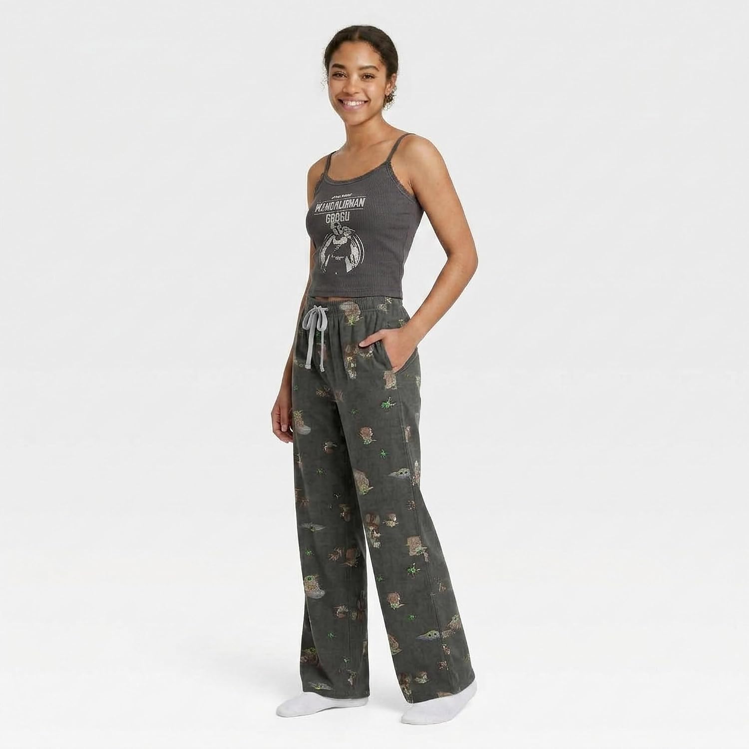 Star Wars Girls' Star Wars the Mandalorian and Grogu Frog Toss Officially Licensed Wide Leg Lounge Pant Juniors Xs-XXL