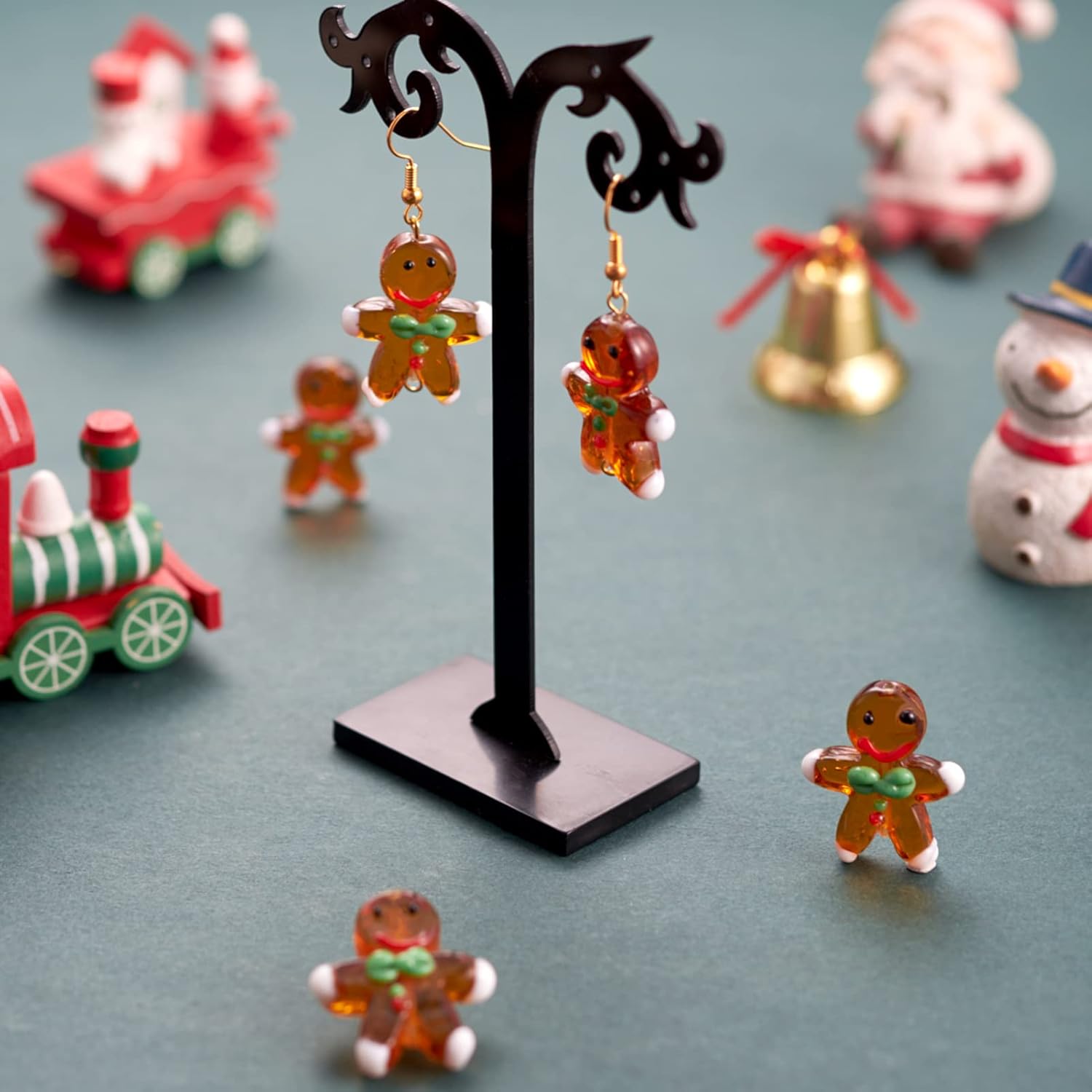 Cheriswelry 20Pcs/Strand Gingerbread Man Christmas Lampwork Glass Beads Christmas Theme Loose Spacer Beads 27~28mm for DIY Necklace Bracelet Earring Craft Jewelry Making