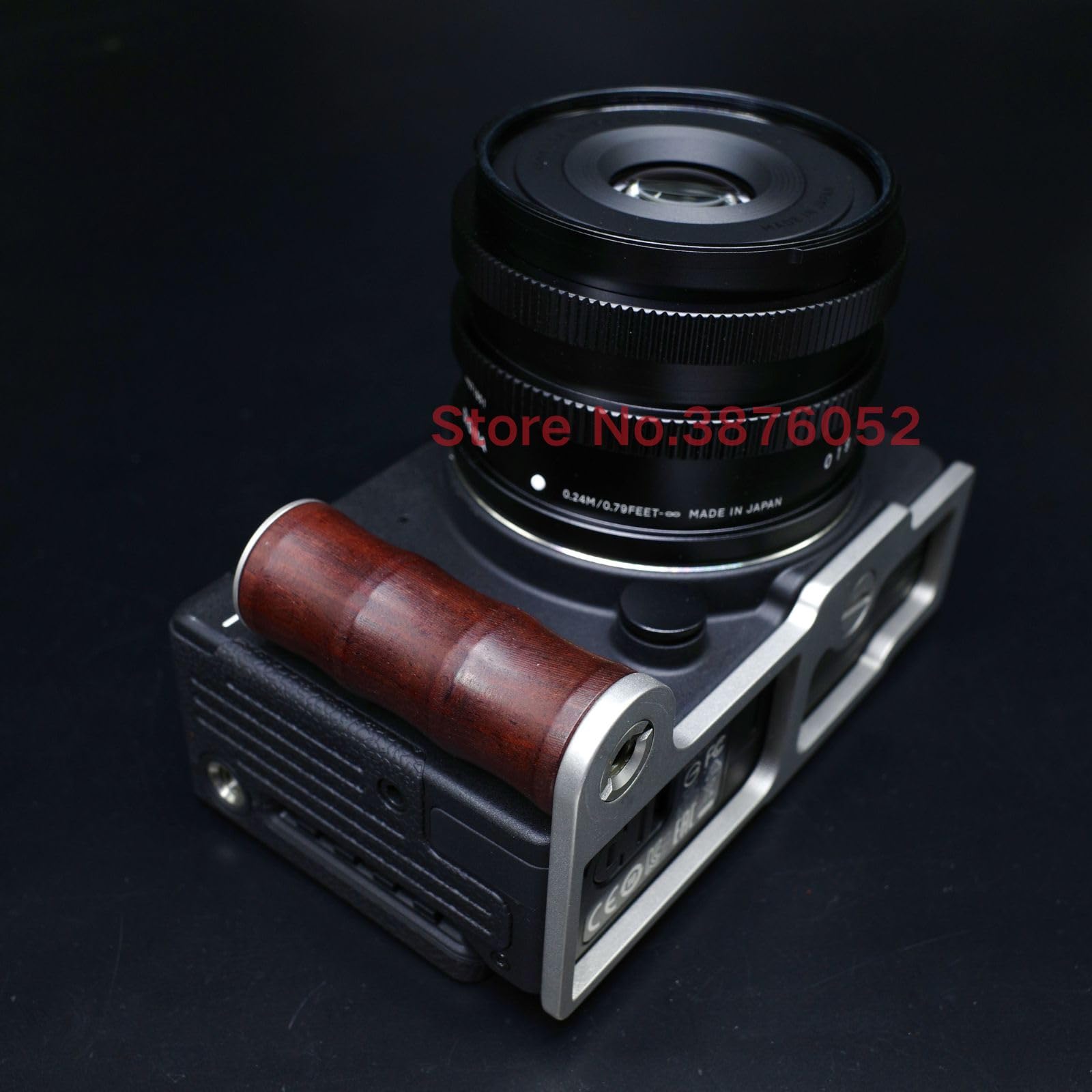 【美品・純正ハンドグリップ付き】SIGMA fp SIGMA fpの純正ハンドグリップ「HG-11」使用レビュー。サード