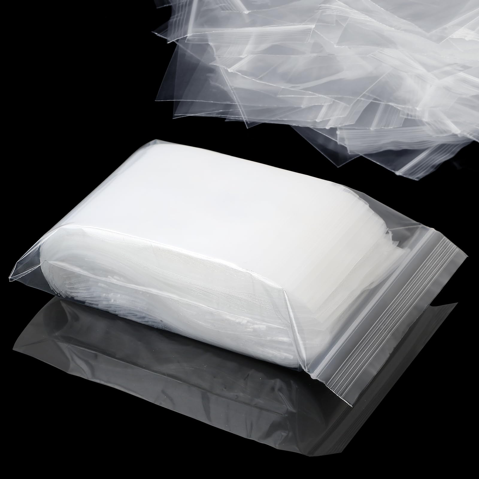 Mbsomnus 100 Piece Small Plastic Bags Sealable 15x22 cm Ziplock Bag Reusable Grip Seal Clear Baggies Polythene Pouches for Jewellery Earrings Cookies Sweets Screws