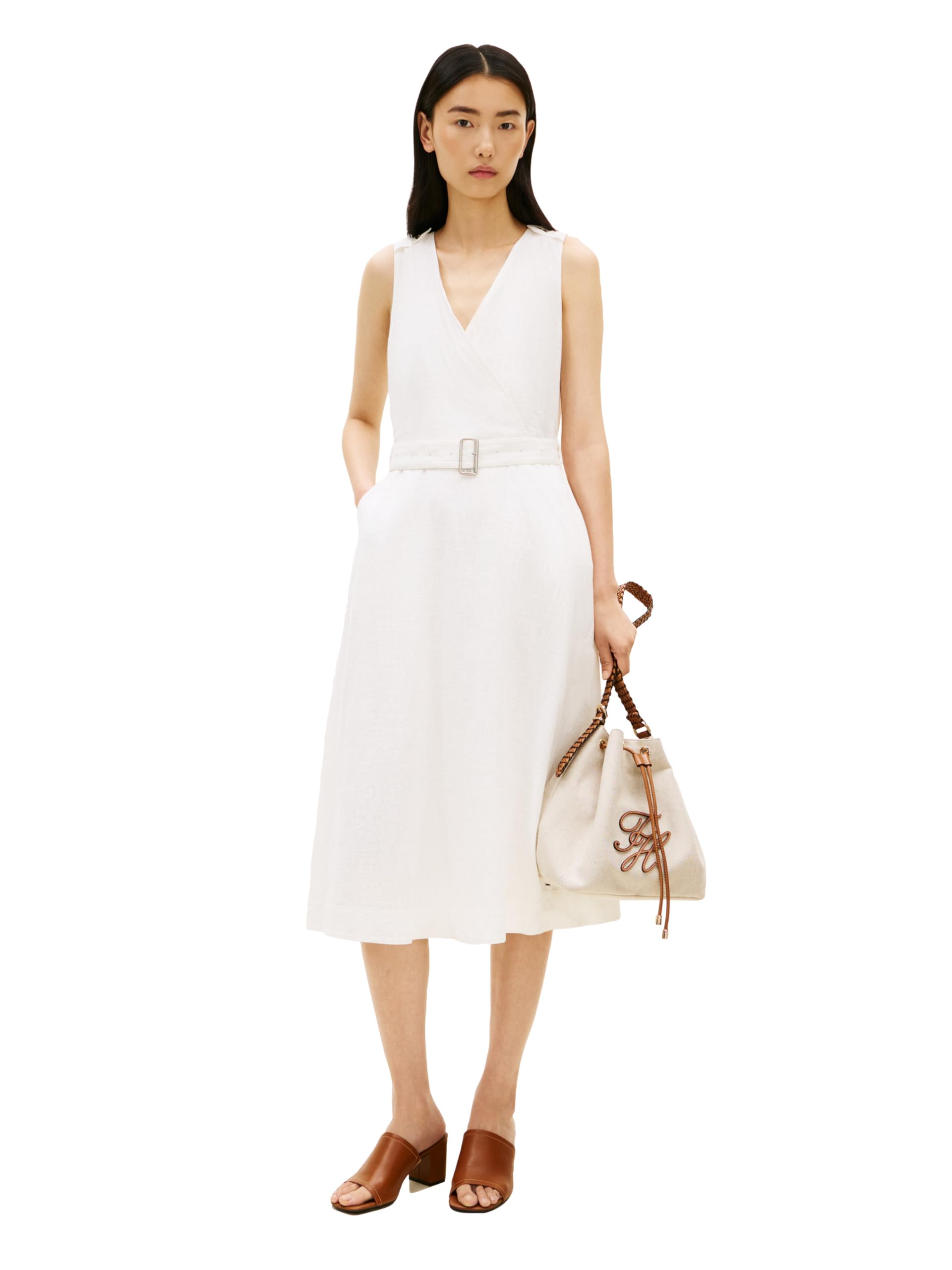 

                                                    Tommy Hilfiger Women's Linen Belted V-Neck Sleevel
